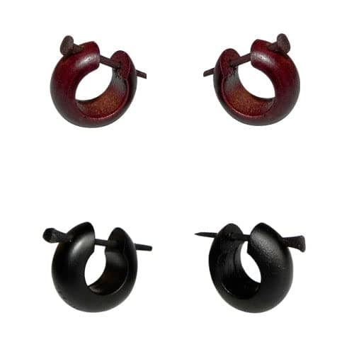 Tienda4 wooden earrings, 2 brown and 2 black, width 15 mm and strong stick, thickness 6 mm.