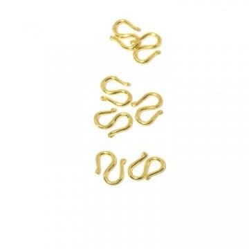 2 Latch Hook S Gold 11x11x1.5 mm Sold in packs of 2