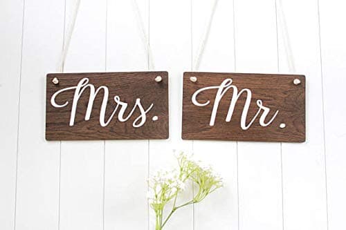 Mr and Mrs Signs Wedding Chair Signs Wooden Wedding Signs Rustic Wedding Signs Bridal Shower Gift Bride and Groom Sign Rustic Decor