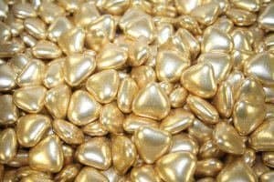 Gold Mini Heart Chocolate Dragees Wedding Favours x900 (1kg box)