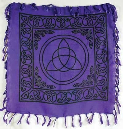 Triquetra Altar Cloth 18" x 18"