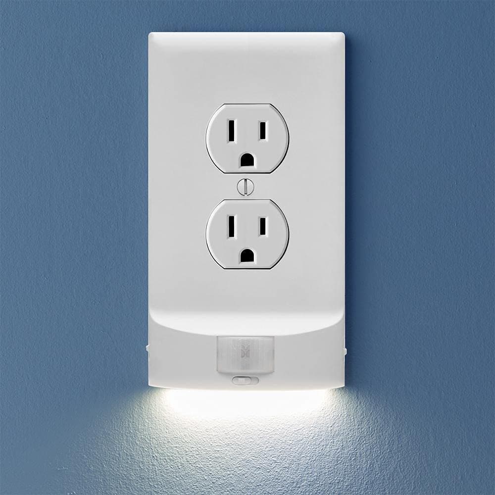 2 Pack, SnapPower MotionLight [for Standard OUTLETS] - Motion Detecting LED Night Lights Built-in to Wall Plate - Bright/Dim/Off Options - Automatically On/Off Sensor - (White, Duplex)