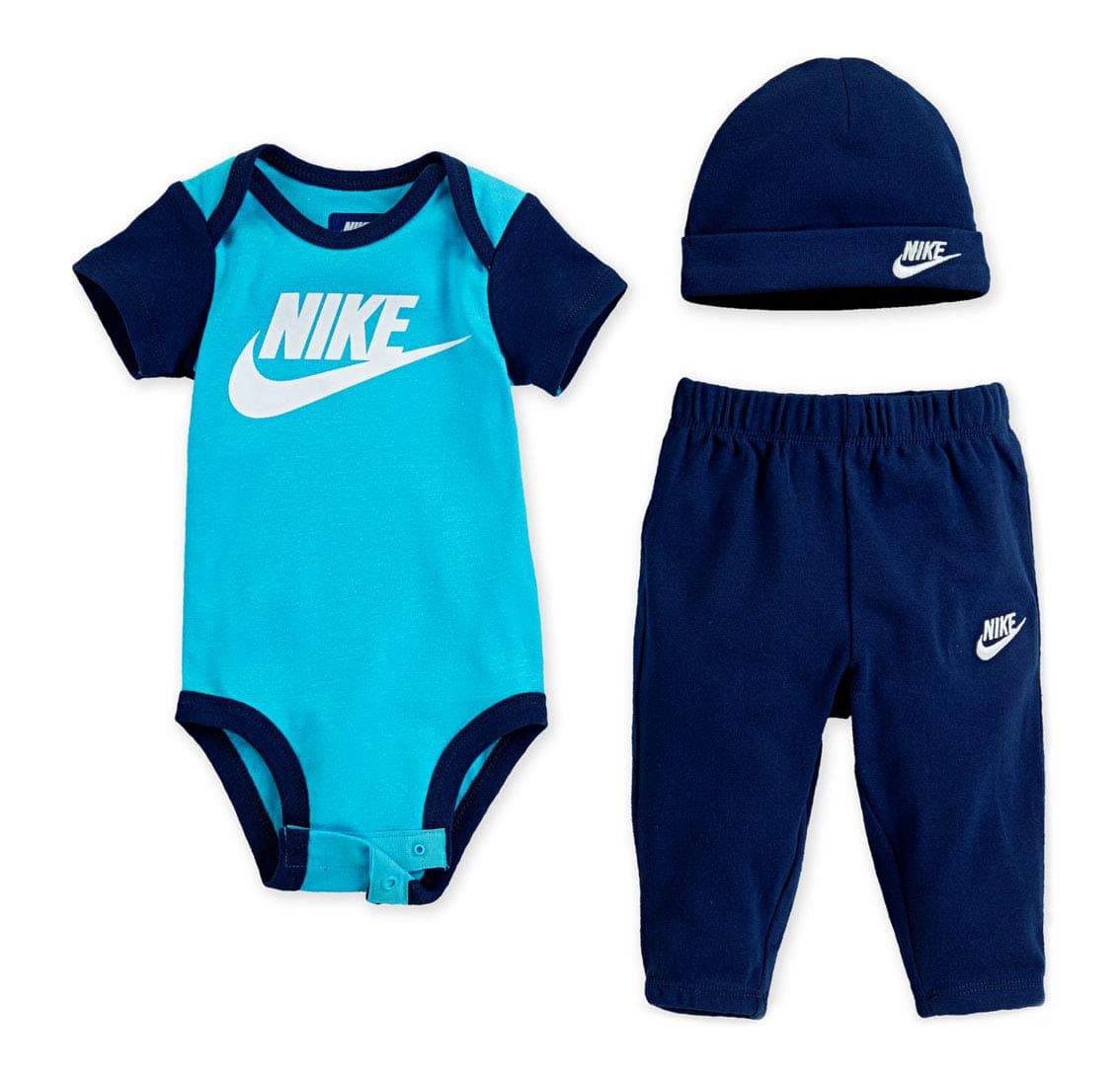 Nike Infant Futura Three-Piece Boxed Set