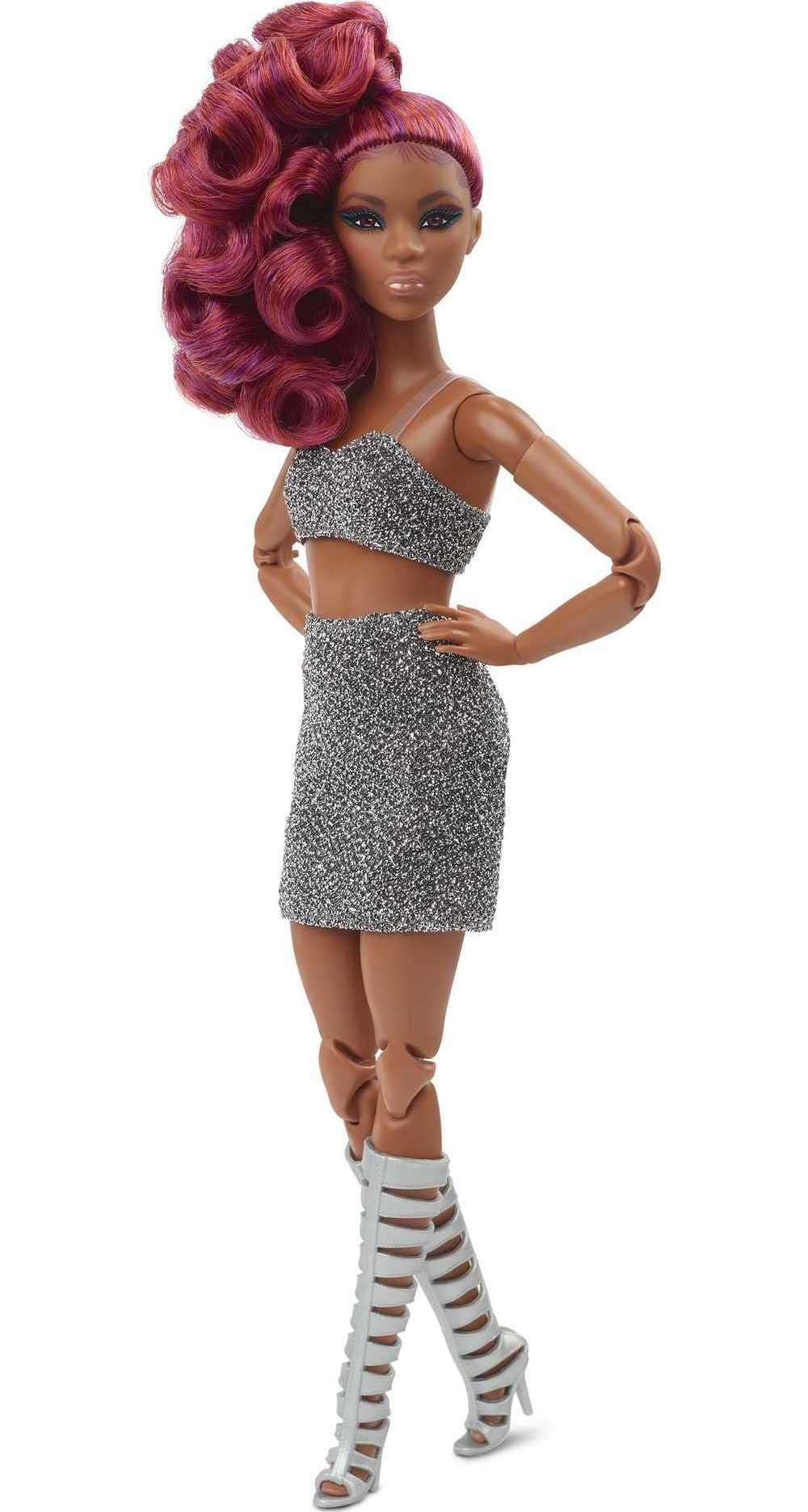 Barbie Signature Barbie Look Doll (Petite Red Hair) Poseable Fashion Doll with Glitter Crop Top & Skirt Gift for Collectors