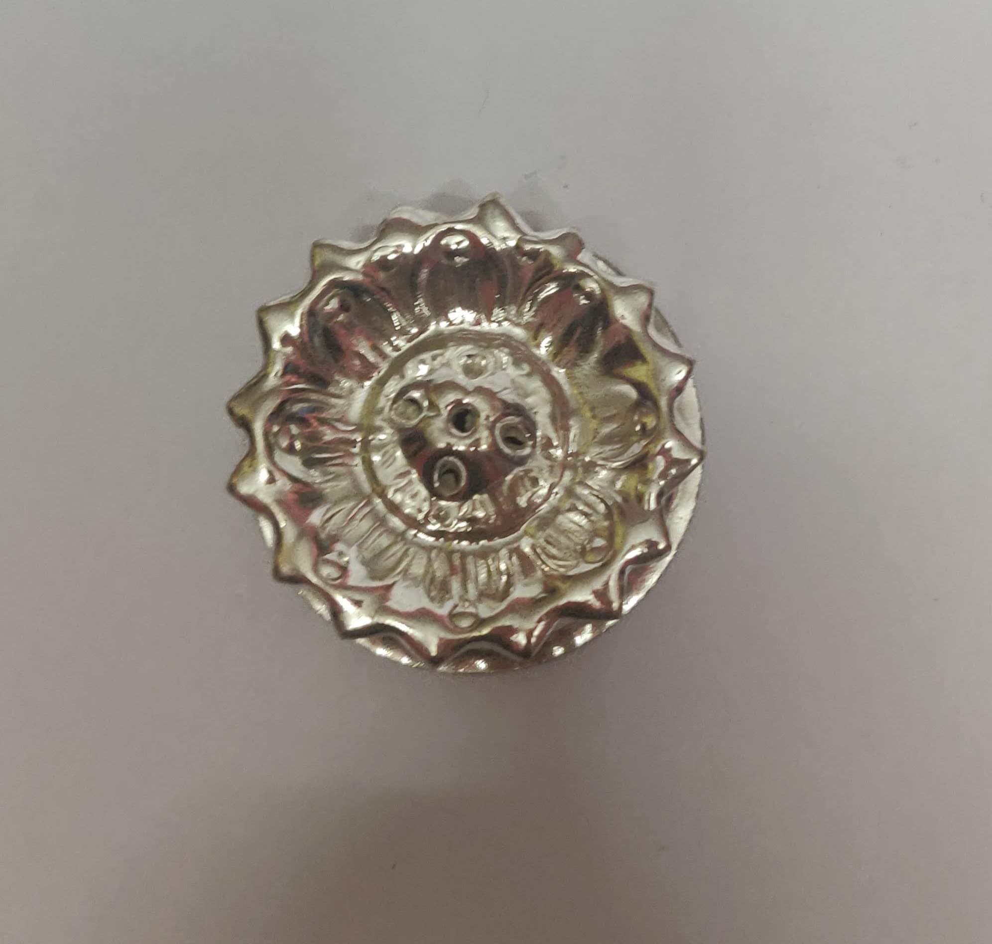 White Metal |Silver Plated | Heavy Aluminium |German Silver puja agarbatti/Incense Stick Stand/Holder for Your Mandir Home & Office(DV02) (Flower Design 5 Holes (4.5X4.5X1.5 cm), 1)