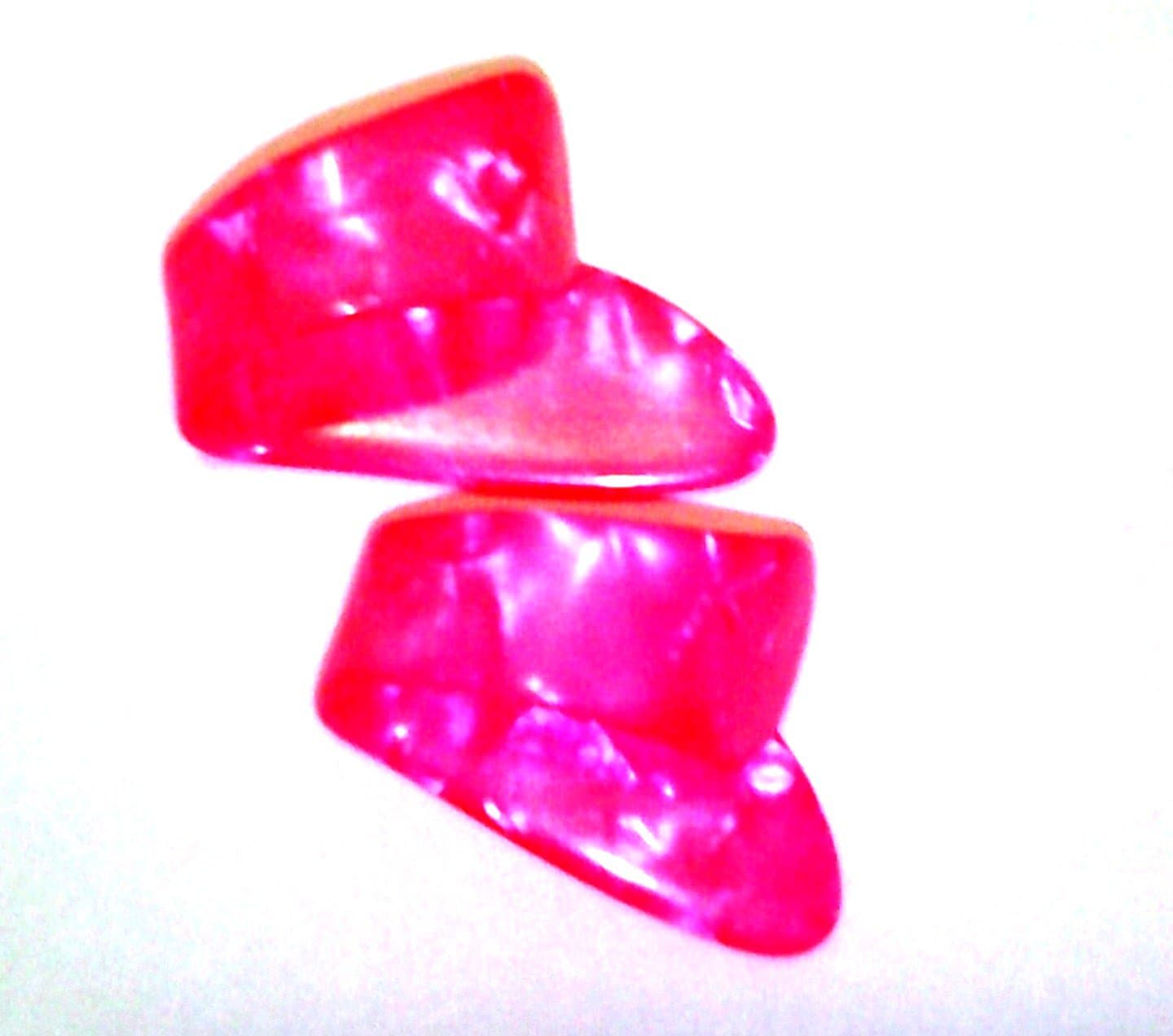 Pink Celluloid Guitar Picks Brand New 0.7mm Thumb Pick Guitar