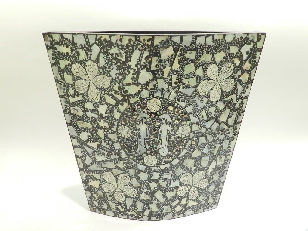 Beautifully Handcrafted Wood Decorative Vase (White Mother-of-Pearl and Eggshell Inlay)