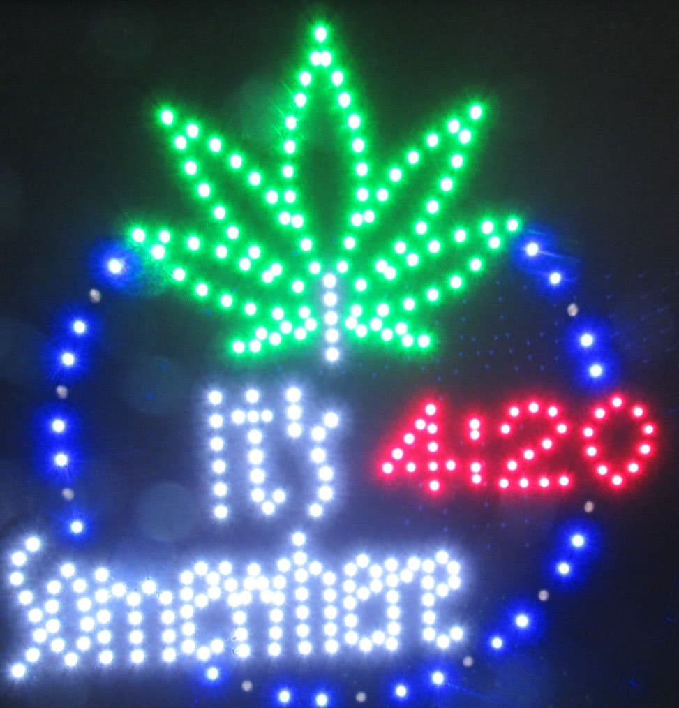 Decorative Novelty LED Signs for Wall Decor, Man Cave, Wet Bar Accessories (19" L x 19" W x 1" H, 4:20)