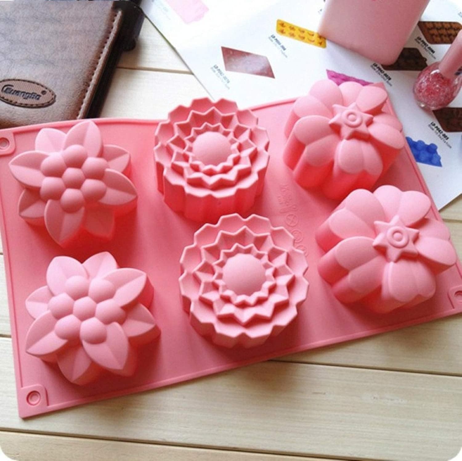 Fostudork Baking Pans 6 Flower 3D Silicone Soap Mold Muffin Cup Cake Baking Tray Cake Pan Clay Craft Art Soap Diy Mould Cake Chocolate Candle Diy Mold, Random Colour, Pink