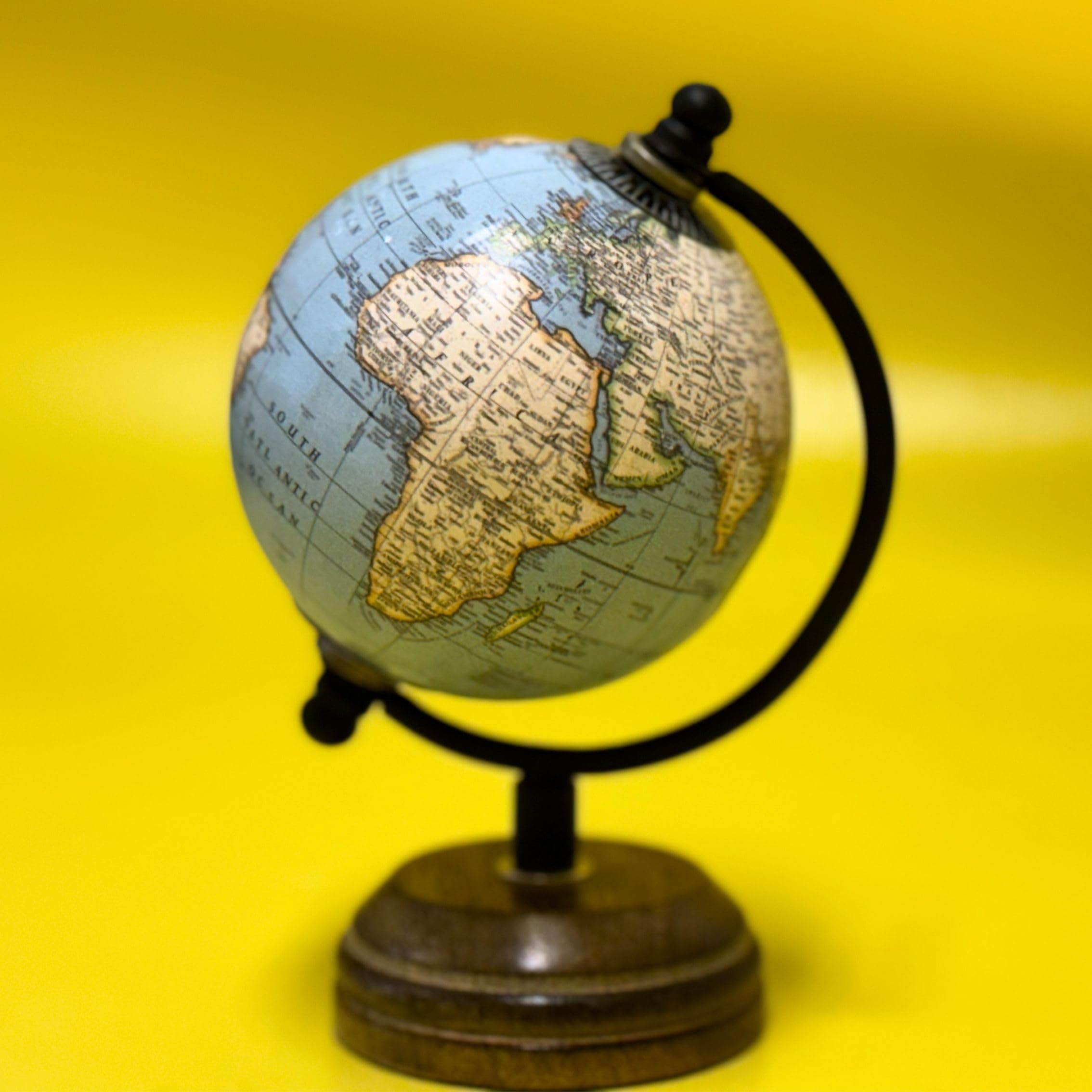 EXERZ 8cm Mini Antique Globe with Wooden Base Light BLue, Handcrafted Decorative Globe GF23 (8cm)