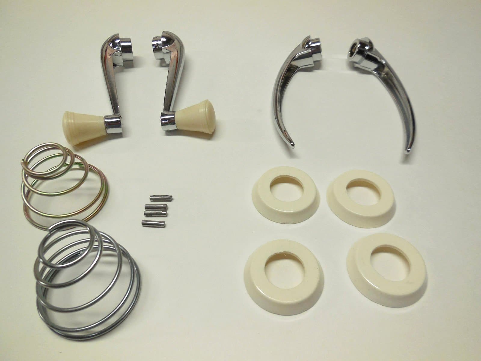 Pro-One58-66 VW Beetle Interior Door Handle & Crank Set, Ivory KT-1052