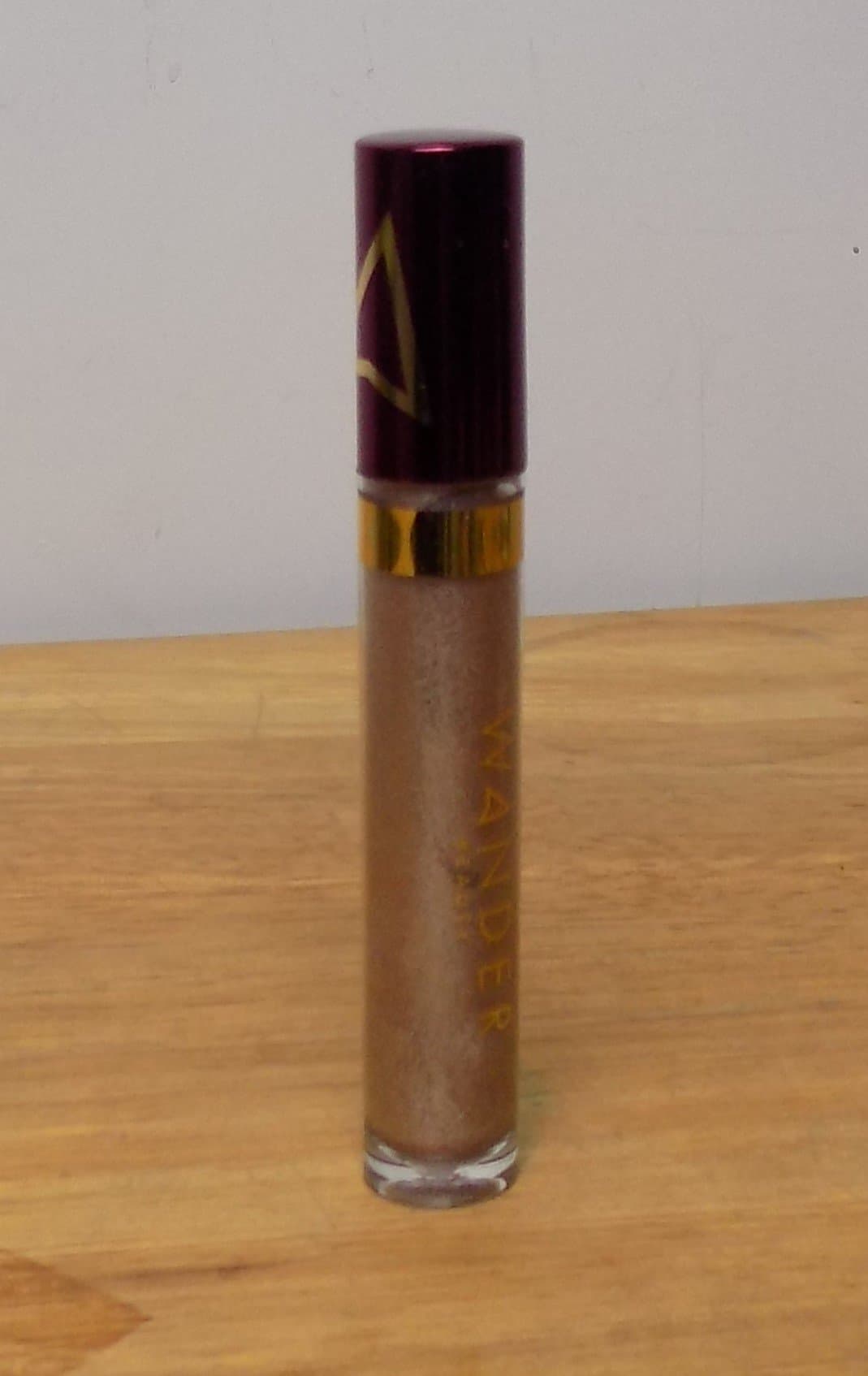 Wander Beauty Exquisite Eye Liquid Shadow Dove Grey .17 oz