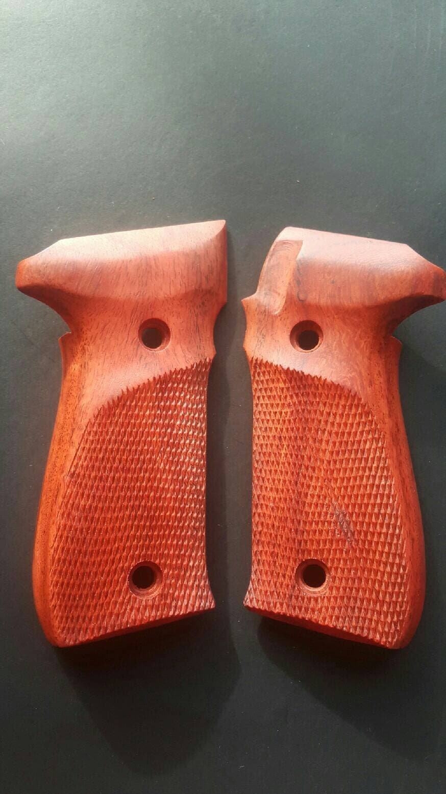 DOXICON&NOMIX Hardwood SIG Sauger 226 Handcraft Handmade Grips Pistol Checkered