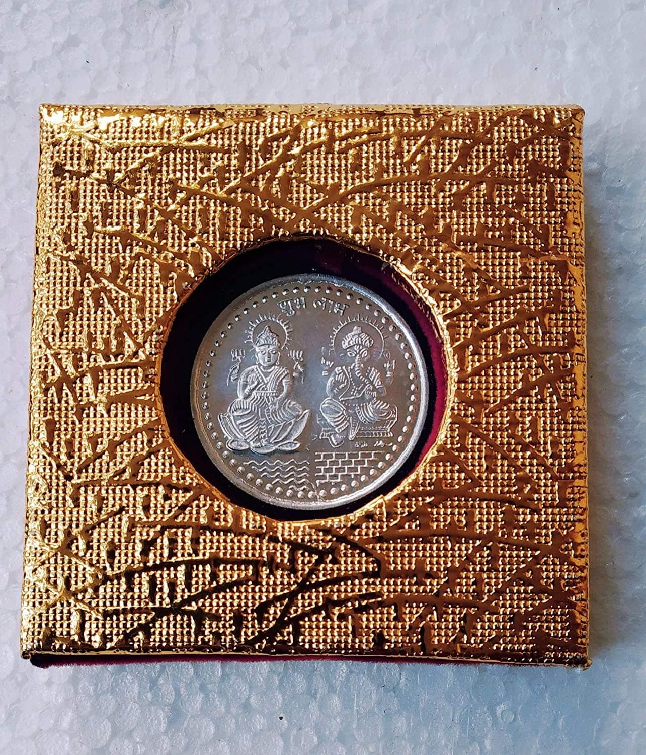 Diwali Gift Coin of Laxmi Ganesh Ji with Luxury Coin holder for Giftiing (Silver Coated Coin)