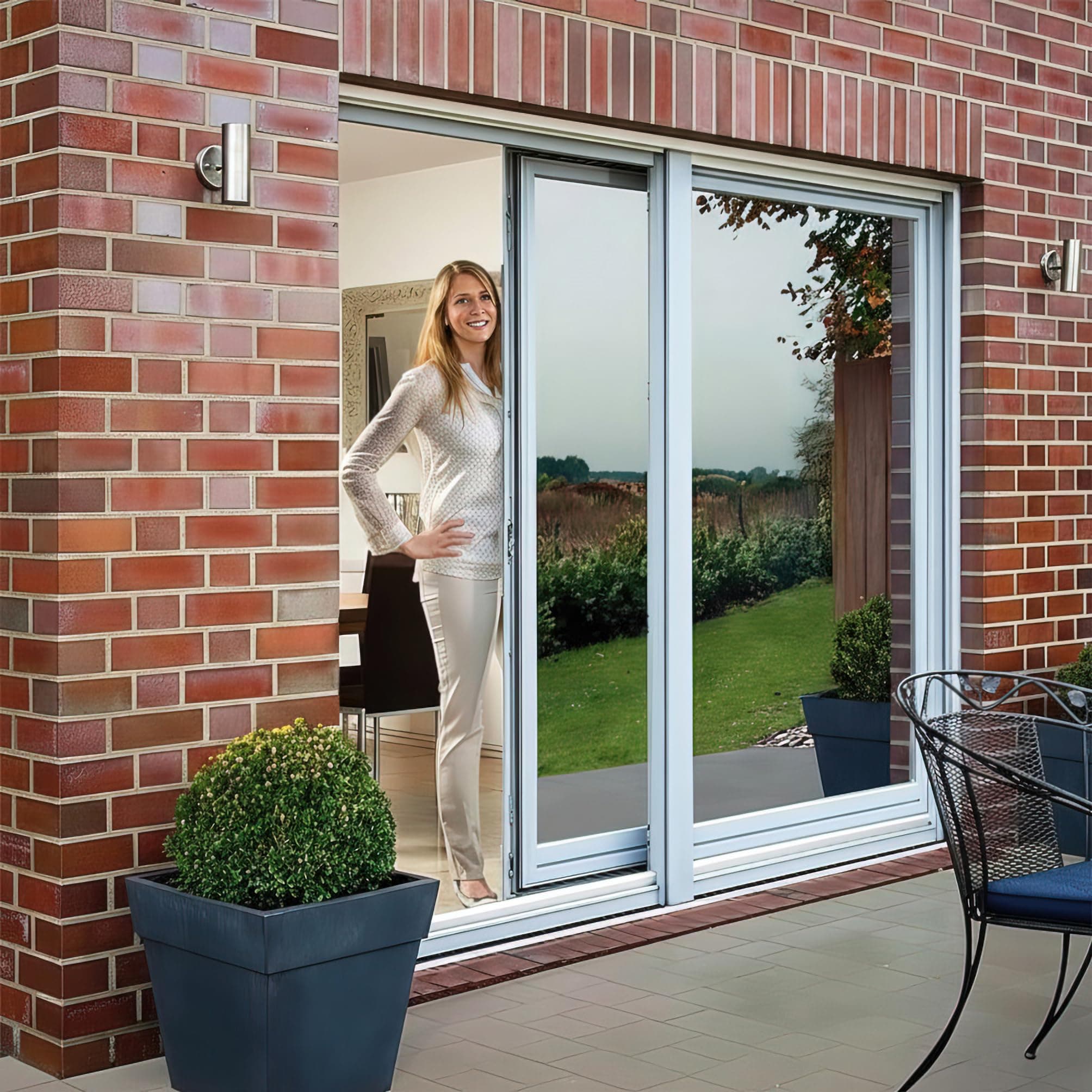 1 Metre x 5 Metre - Silver Reflective Window Film (Solar Control & Privacy Tint - One Way Mirror/Mirrored Glass)