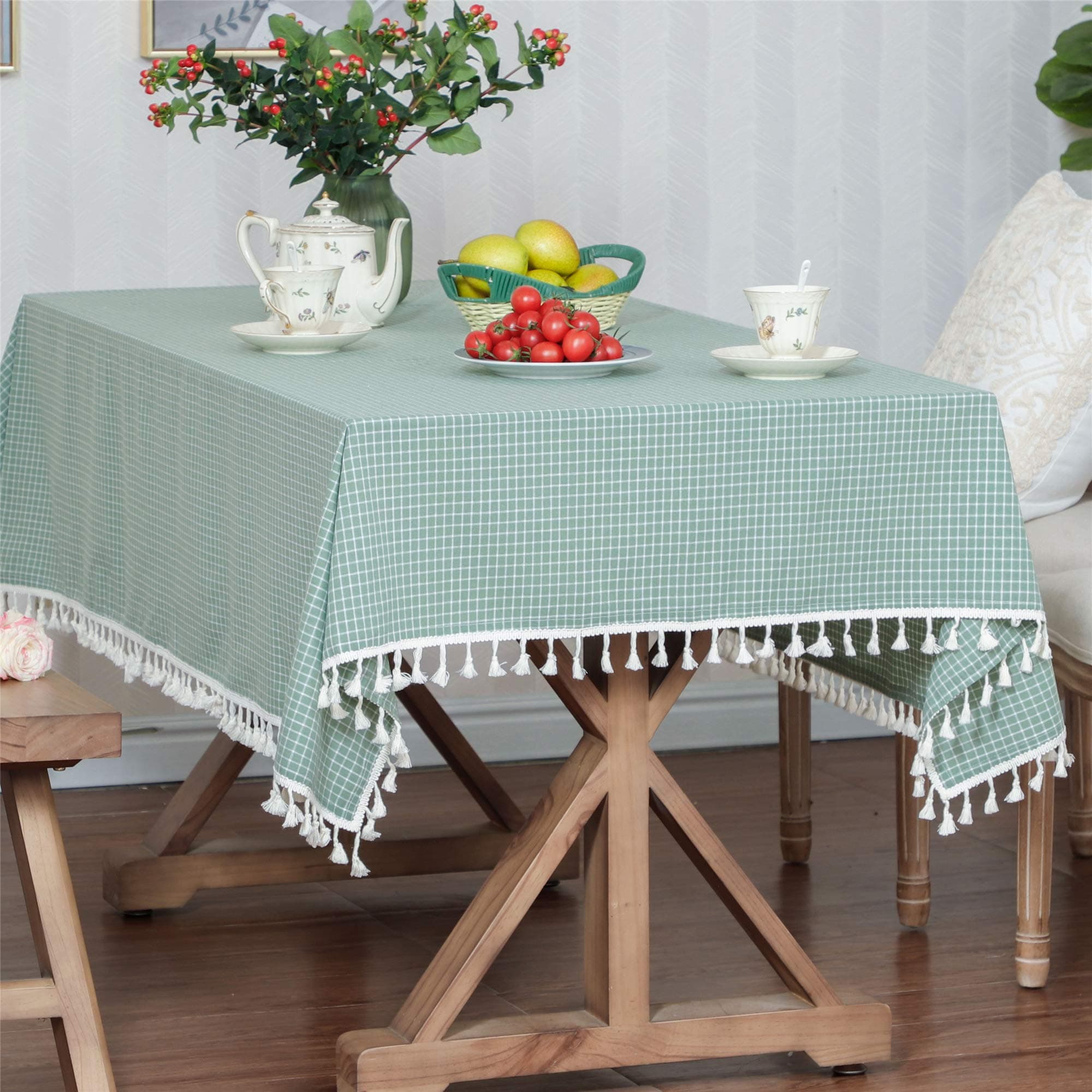 XGATML LUCKYHOUSEHOME Green and White Checkered Tassel Rectangular Tablecloth Cotton Linen Rural Home Kitchen Dinning Tabletop Table Cover 55 x 71 Inch