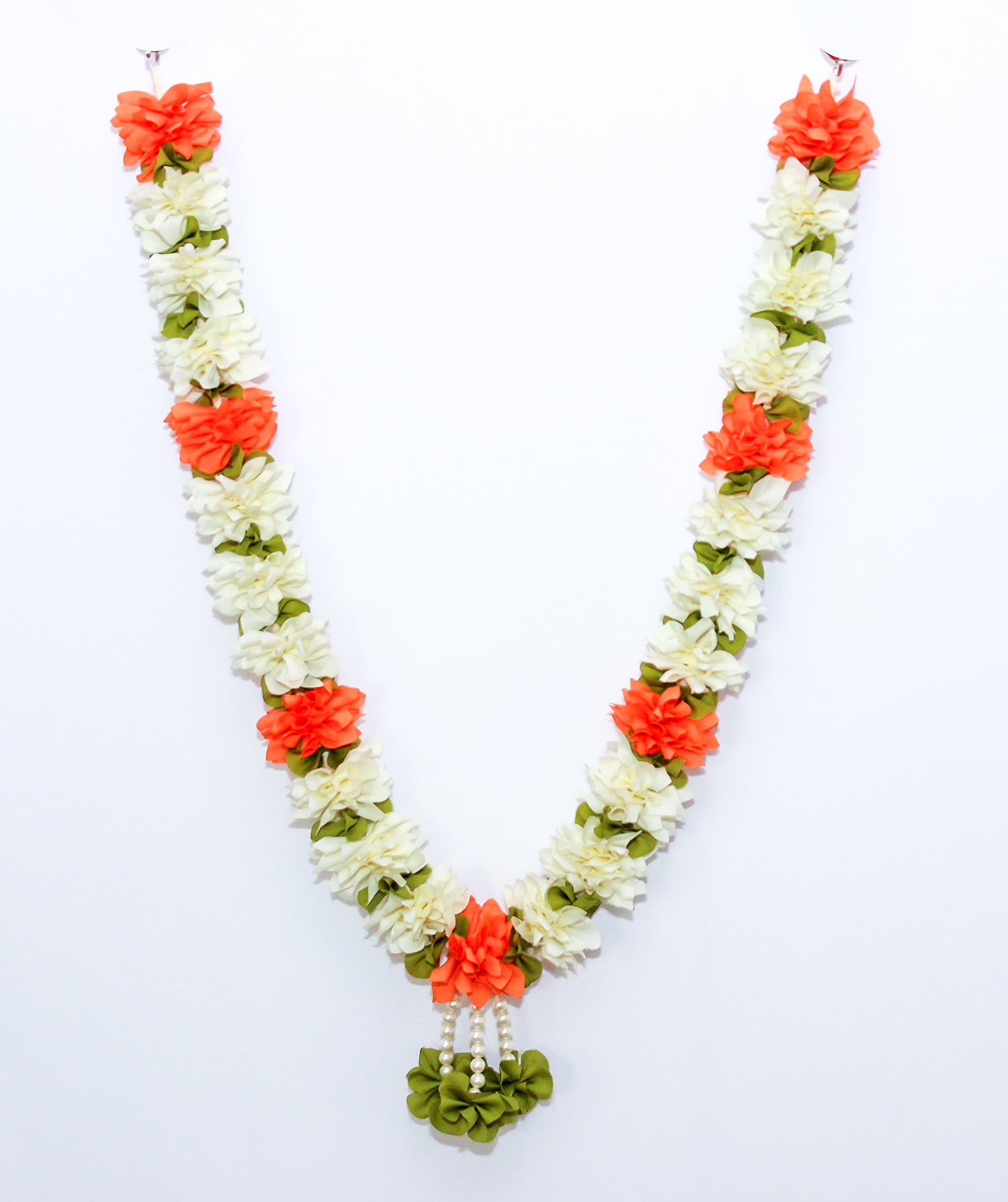 Daedal Crafters- Jasminum Garland(White And Beige)