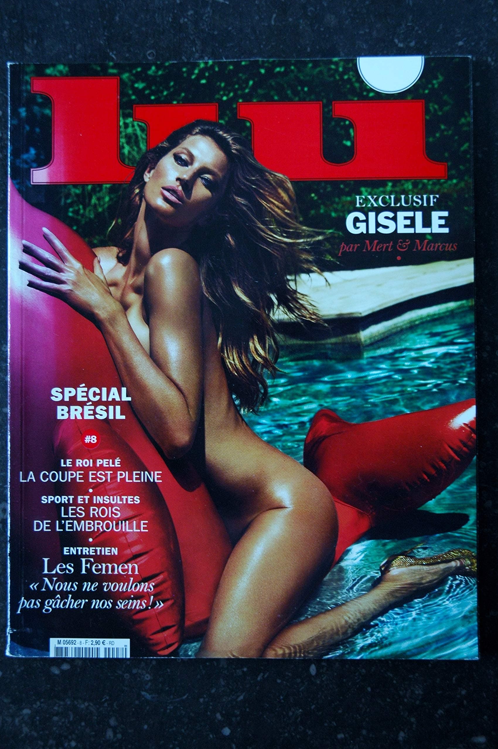 LUI 008 N° 8 SPECIAL BRESIL GISELE MERT MARCUS GIRLS NUDES GLAMOUR OLIVIER ZAHM EROTIC Single Issue Magazine – May 31, 2014
