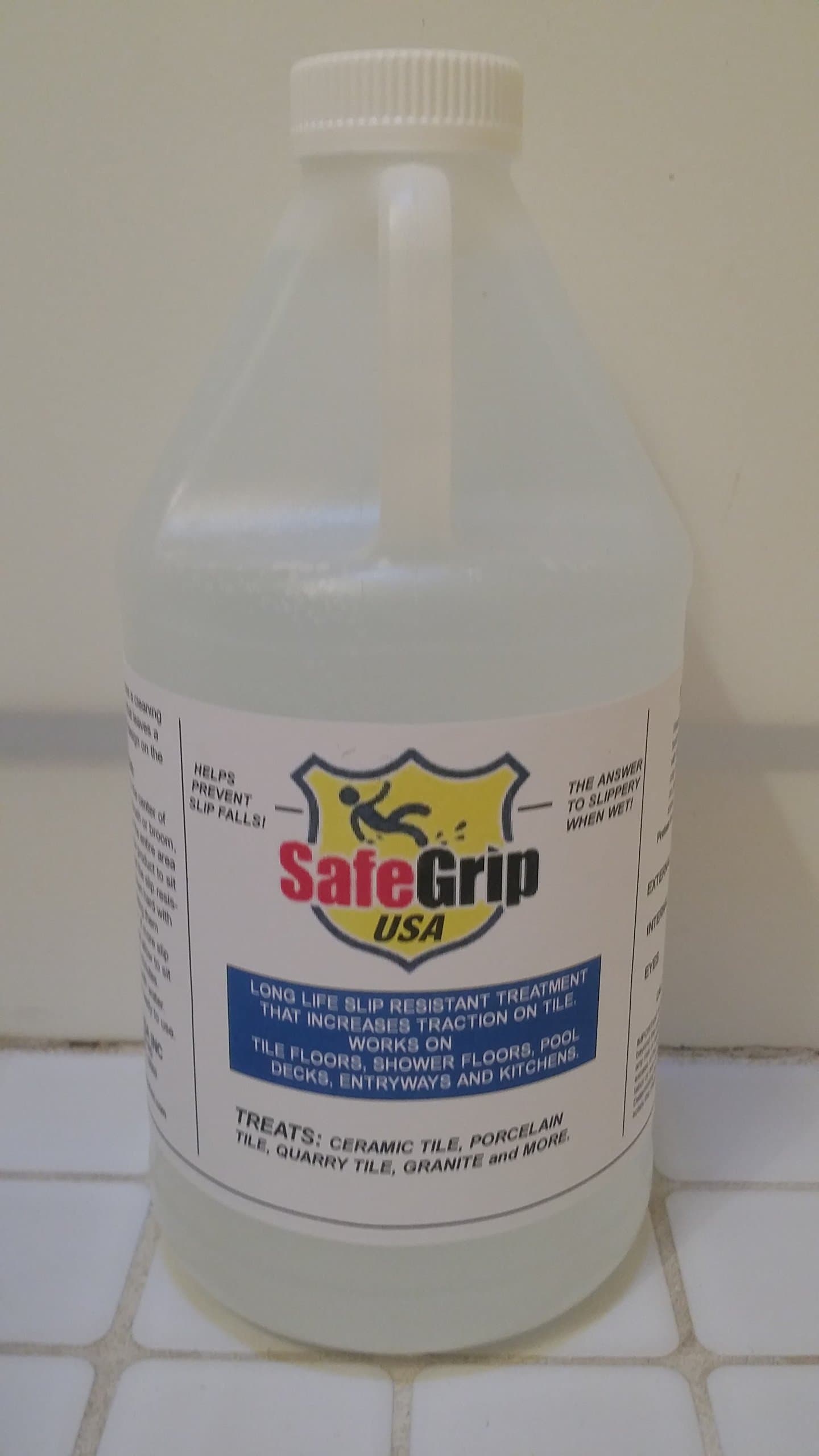 SAFEGRIP USA 1/2 Gallon Anti-Slip Non- Skid Tile Treatment For Slippery Tile