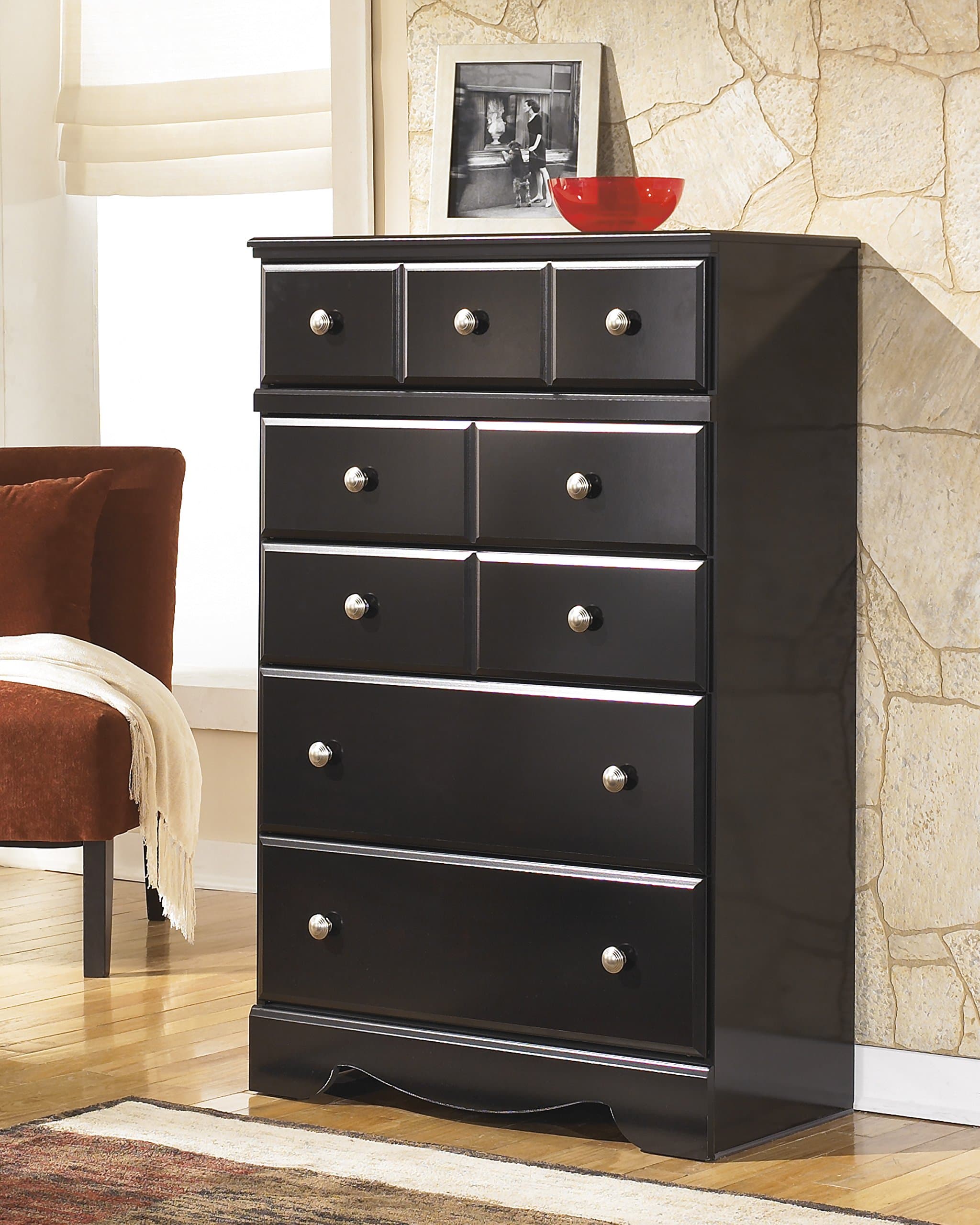 Shay - Five Drawer Chest