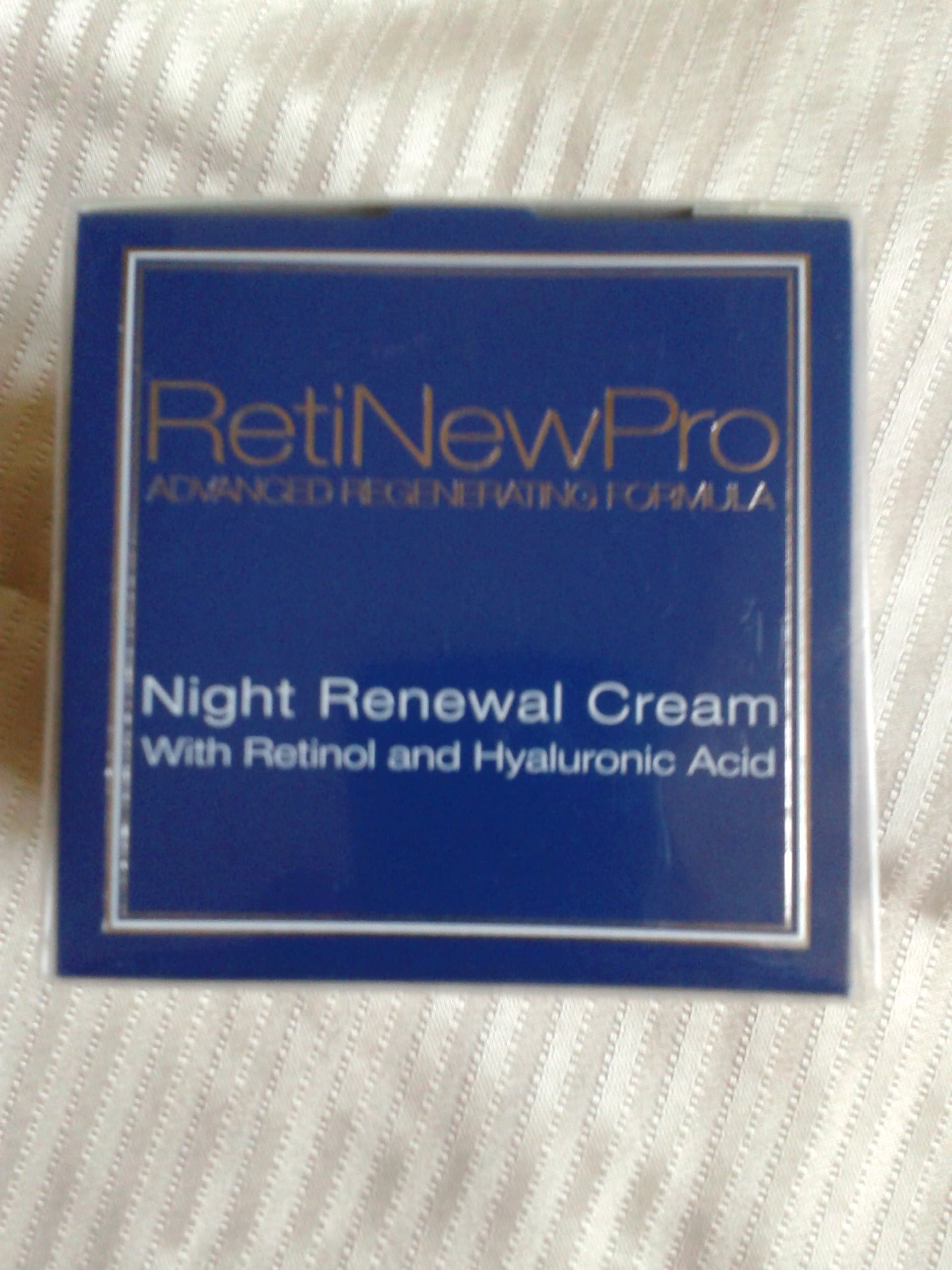 Night Renewal Cream with Retinol & Hyaluronic Acid