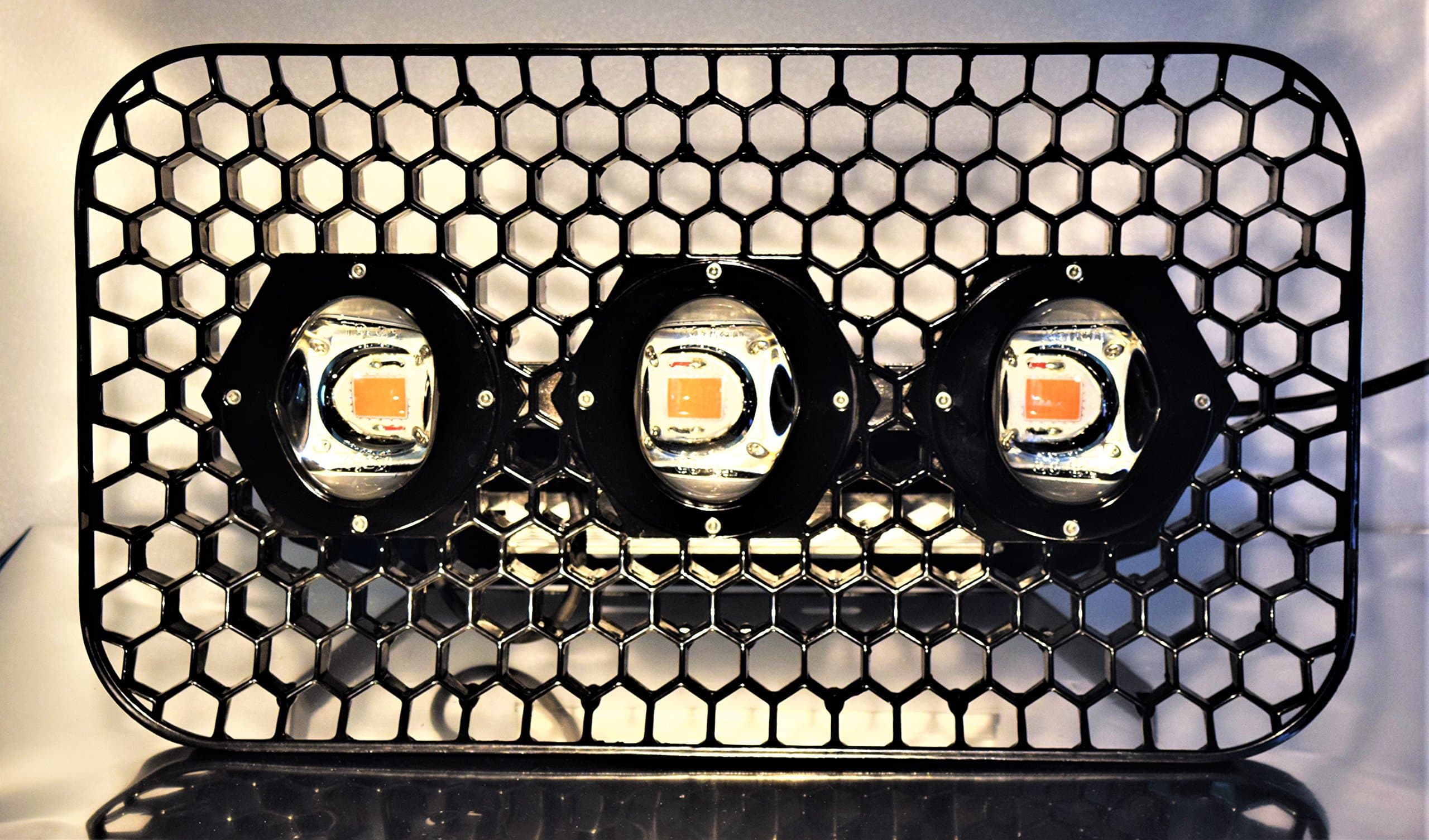 Kaich, 3K, 240 Watt, 34,000 Lumens, COB, LED Flood Light- Black