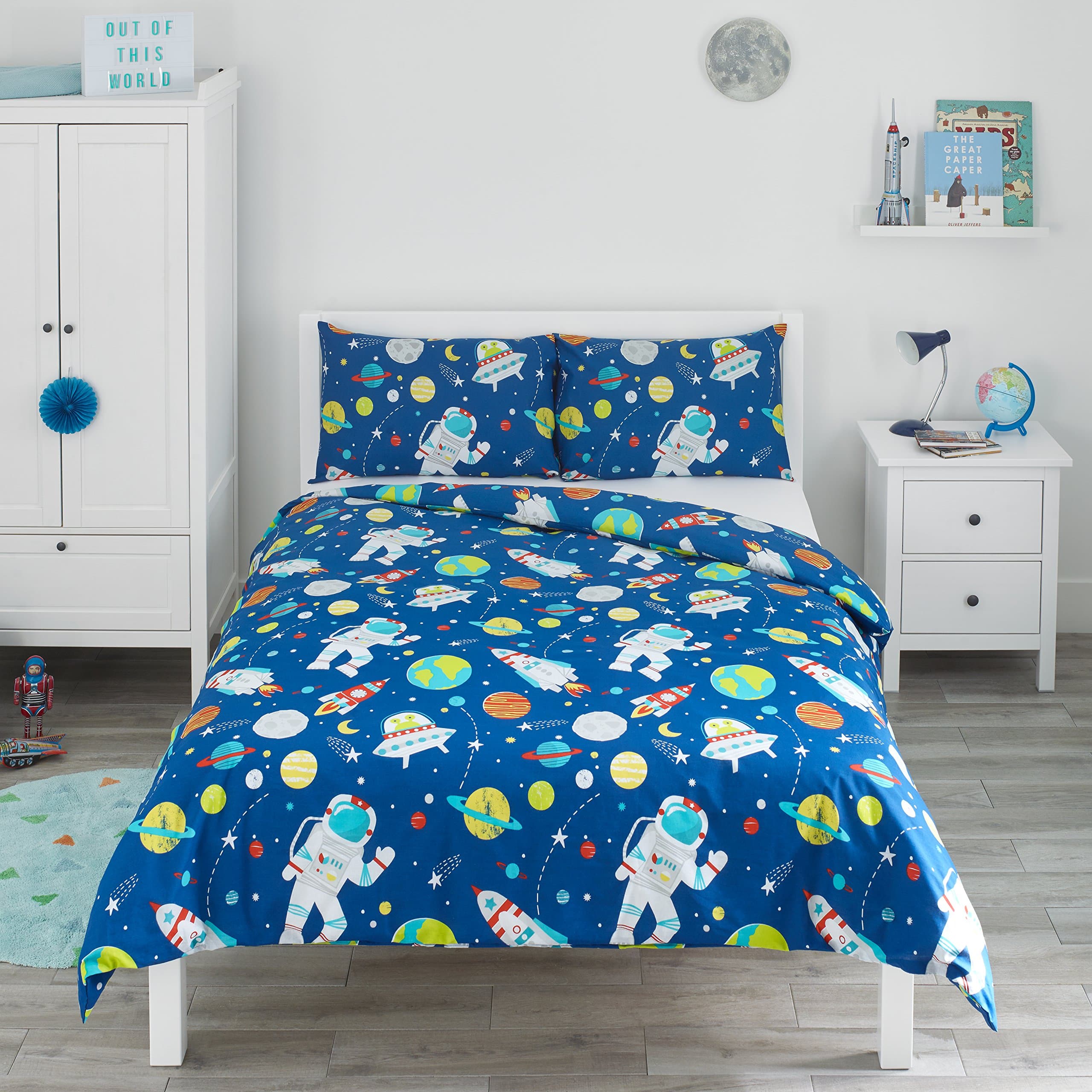 Bloomsbury Mill - Double Bed Duvet Cover and Pillows Set for Kids - Outer Space/Planet Design Bedding - 200 x 200 cm