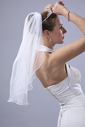 Bridal Veil Diamond (Off) White 1 Tier Shoulder Length 1/8in Satin Cord Edge