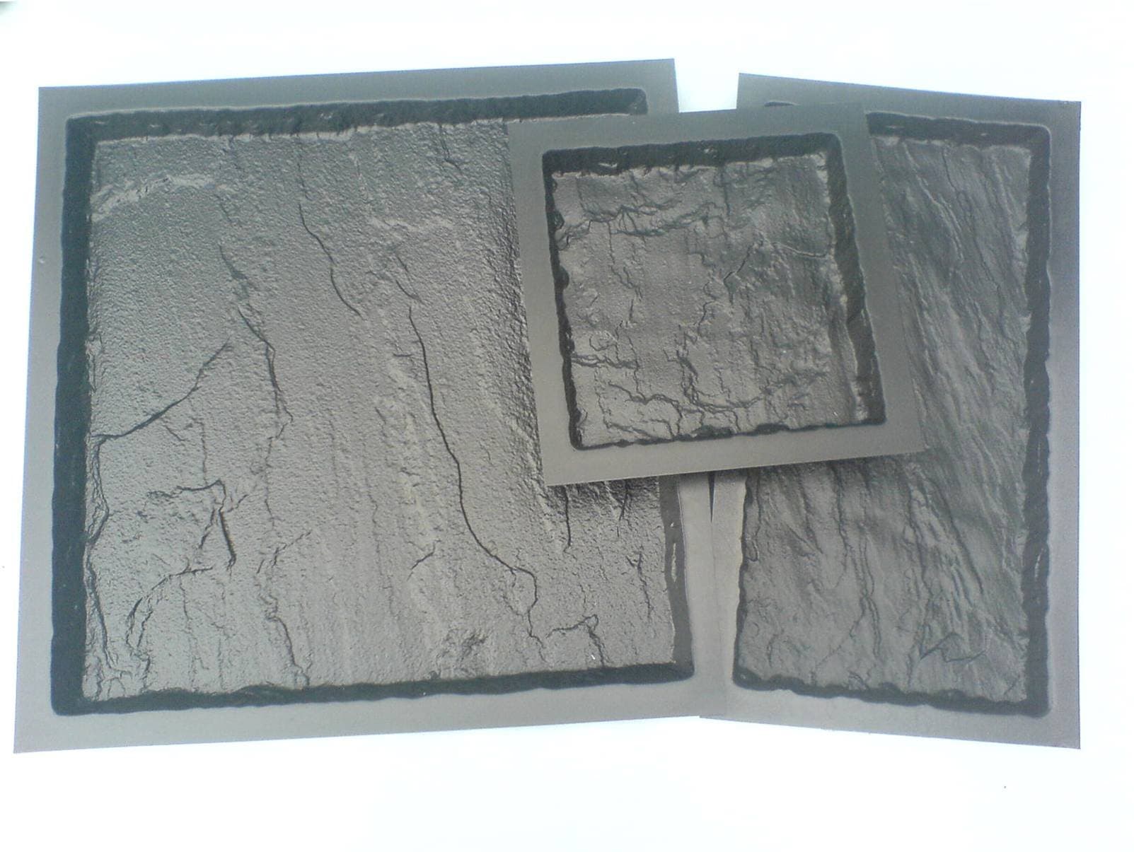 Old York Paving slab mould - Plastic mould to create concrete slabs (600x300x38mm)
