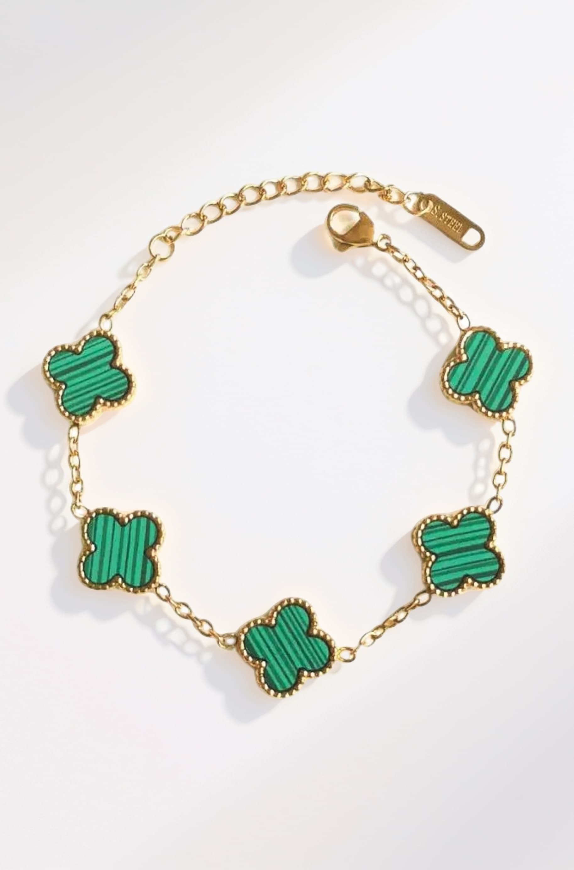 Clover Anti Tarnish Bracelet for Women Stylish | Stainless Steel Bracelet for Woman | Fashion Jewellery for Women Aesthetic Accessories for Girls Chain Bracelet Gold